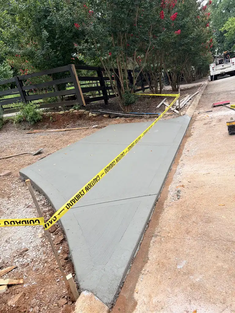 Sidewalks & Walkways project by Sosa Concrete in Knoxville, Tennessee