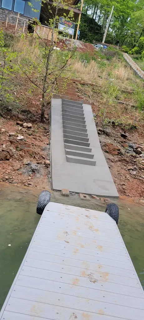 Concrete steps and walkway climbing a slope in Knoxville, Tennessee